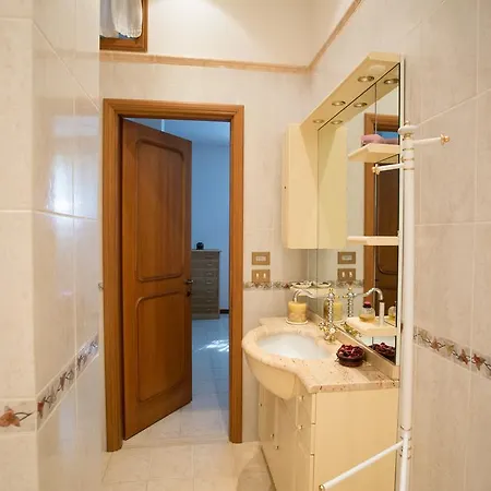 Apartment Lodge Roma *